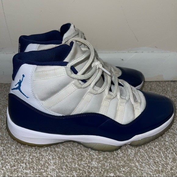 Mens Jordan 11s Navy blue - Picture 4 of 10